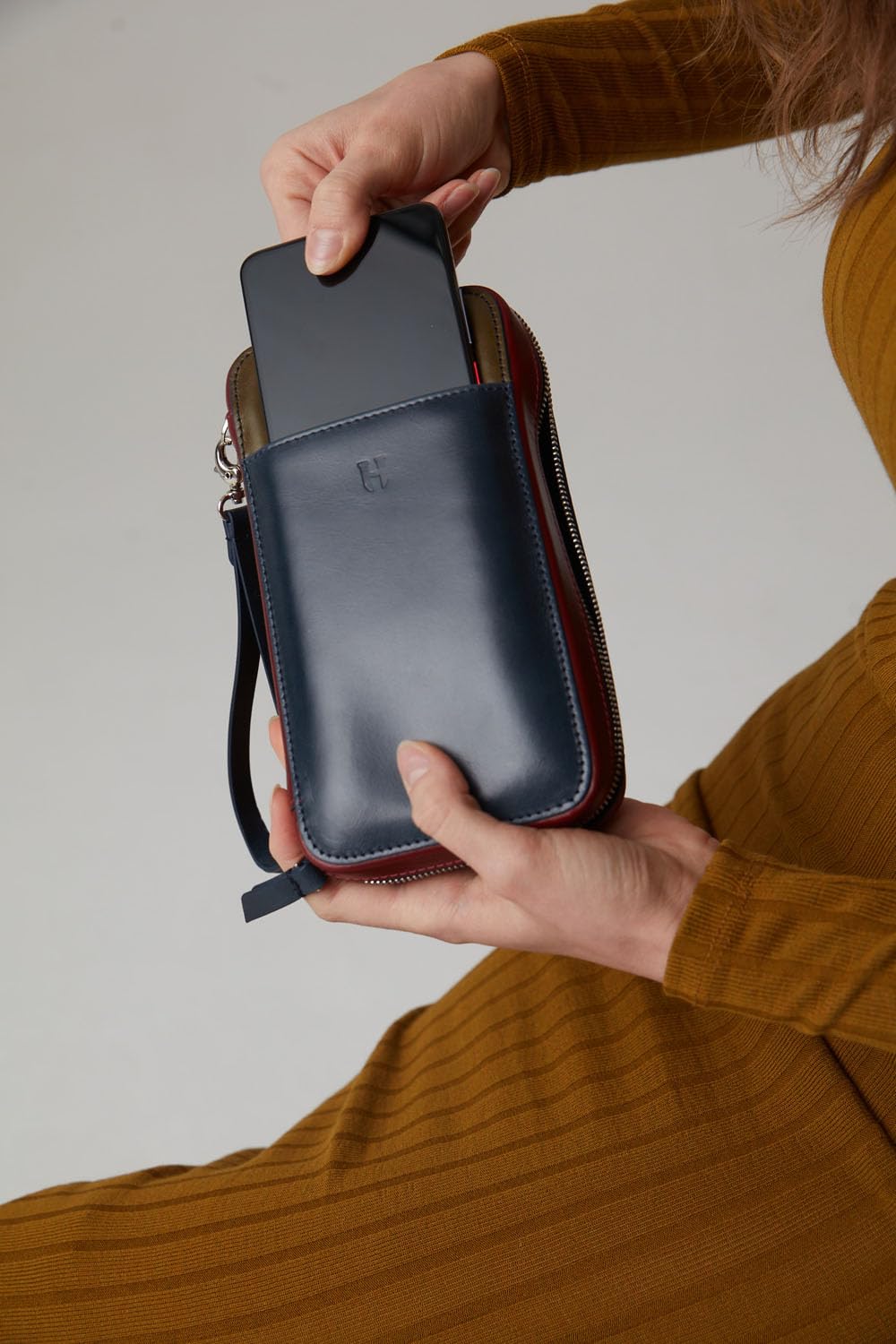 Full-Grain Leather RFID Wristlet