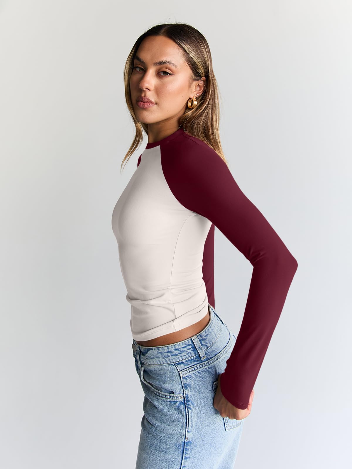 Trendy Queen Women’s Long Sleeve Crop Top
