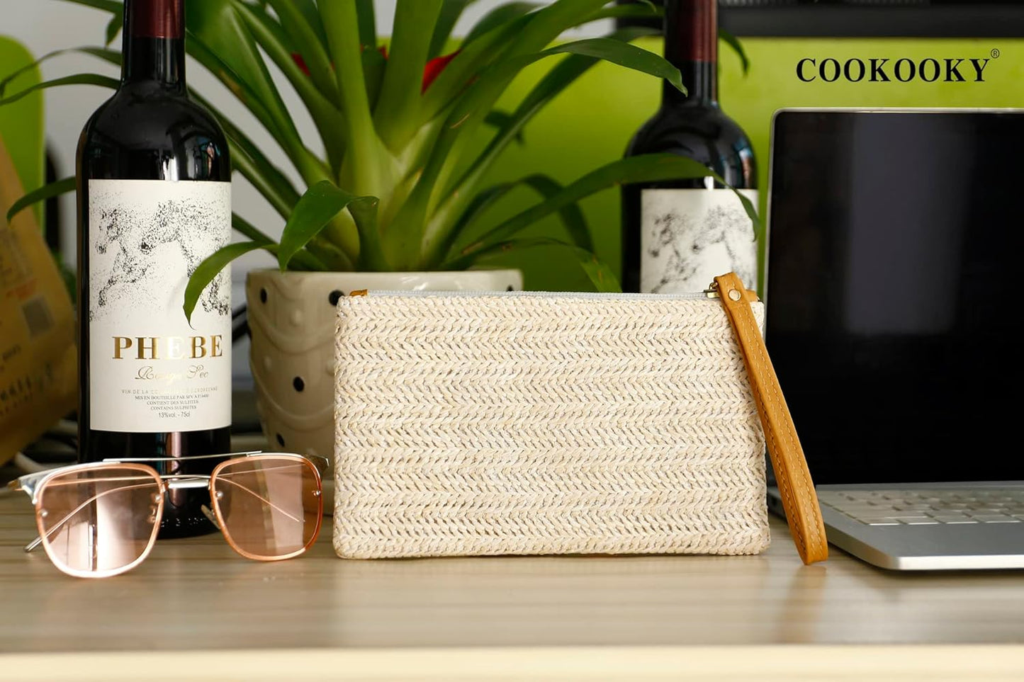 COOKOOKY Straw Clutch Bag