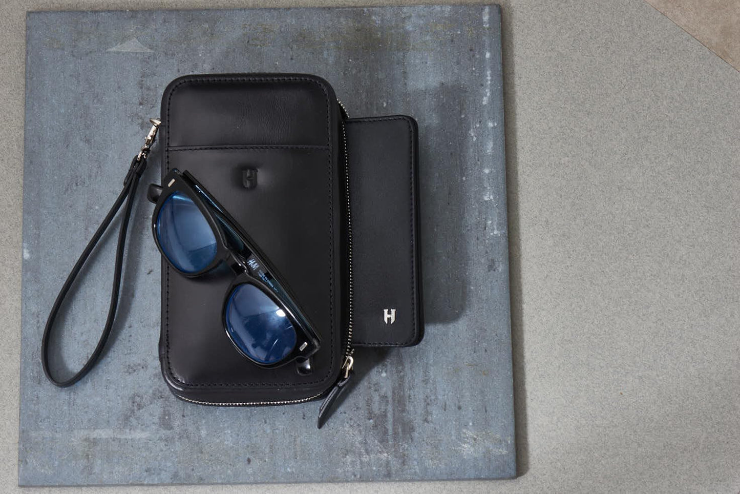 Full-Grain Leather RFID Wristlet