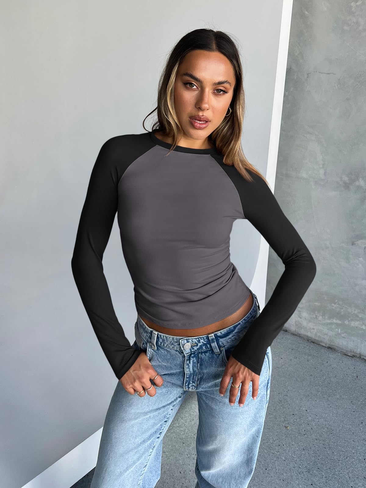 Trendy Queen Women’s Long Sleeve Crop Top