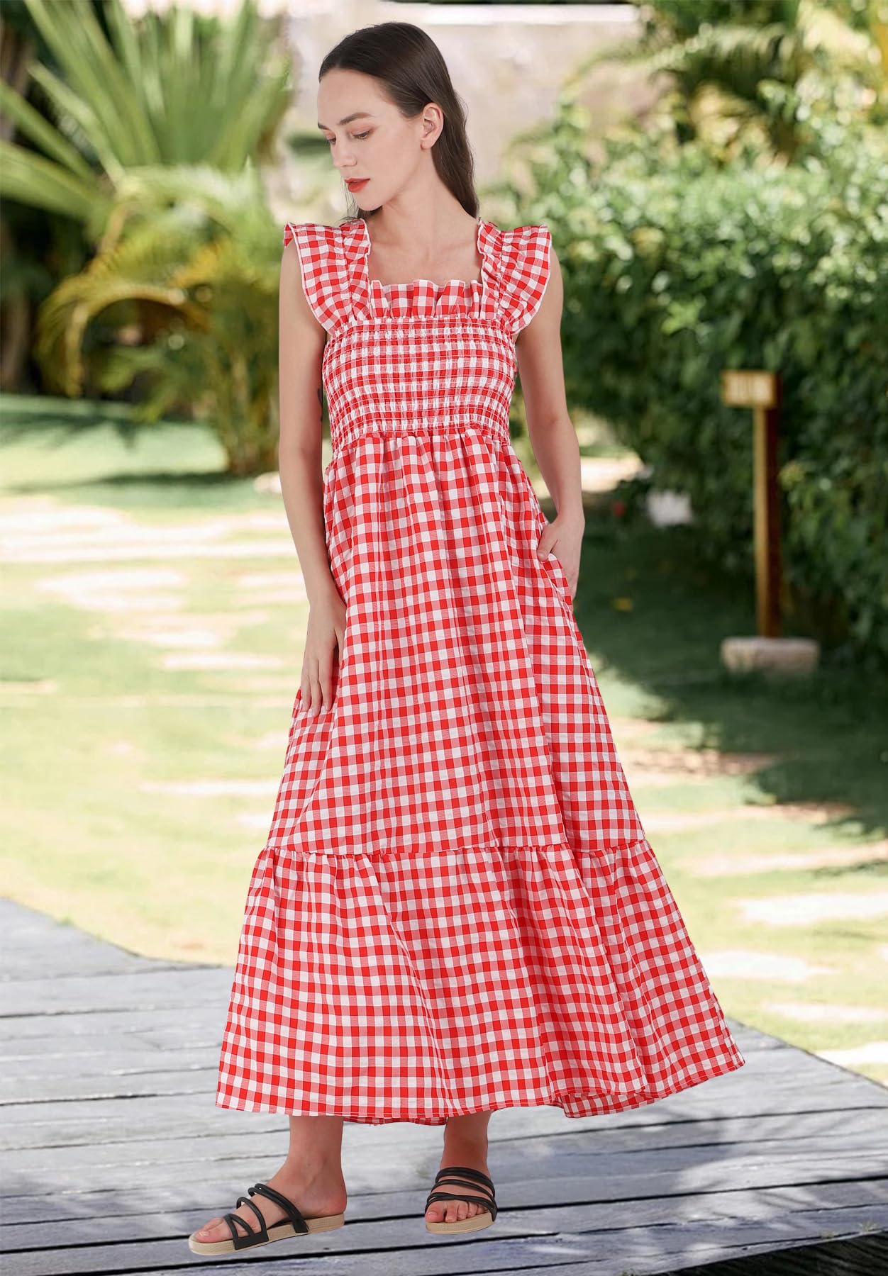 Chouyatou Retro Plaid Smocked Dress