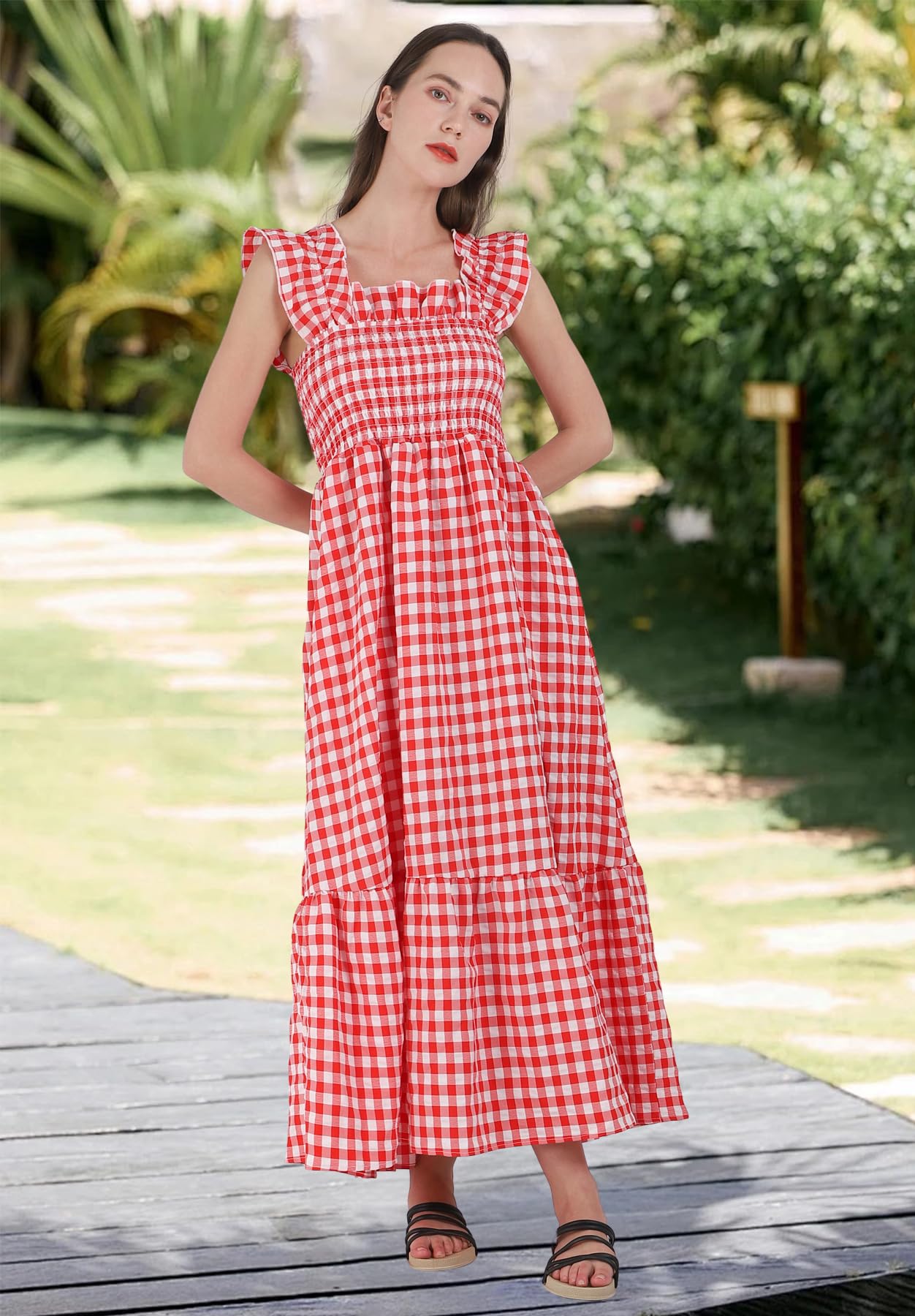 Chouyatou Retro Plaid Smocked Dress