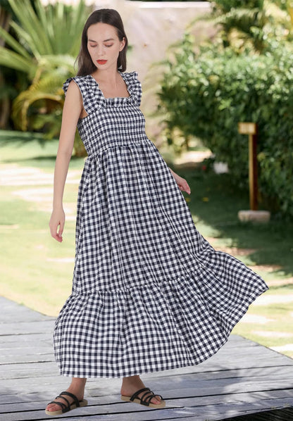 Chouyatou Retro Plaid Smocked Dress